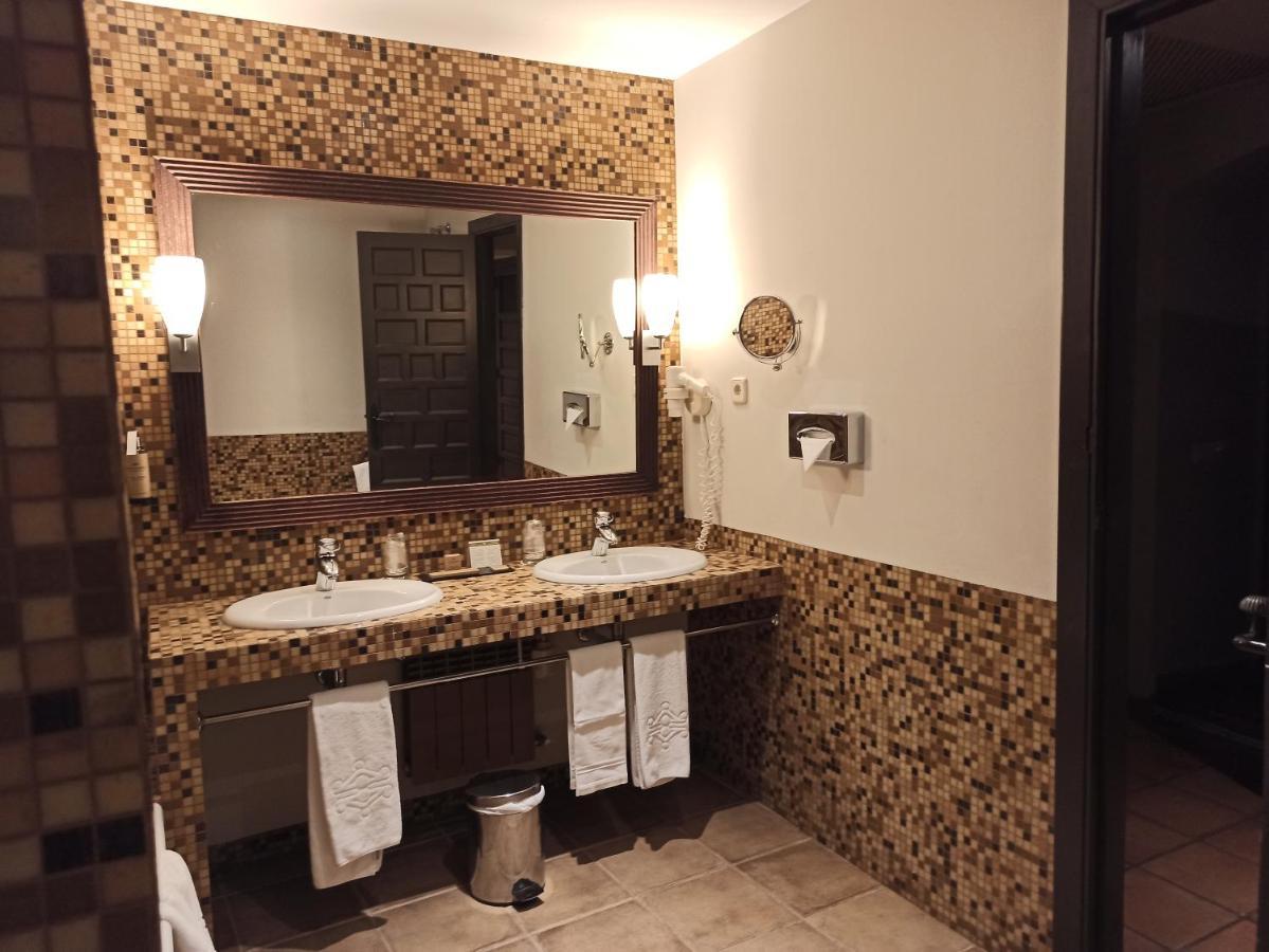 Parador De Trujillo Kültér fotó