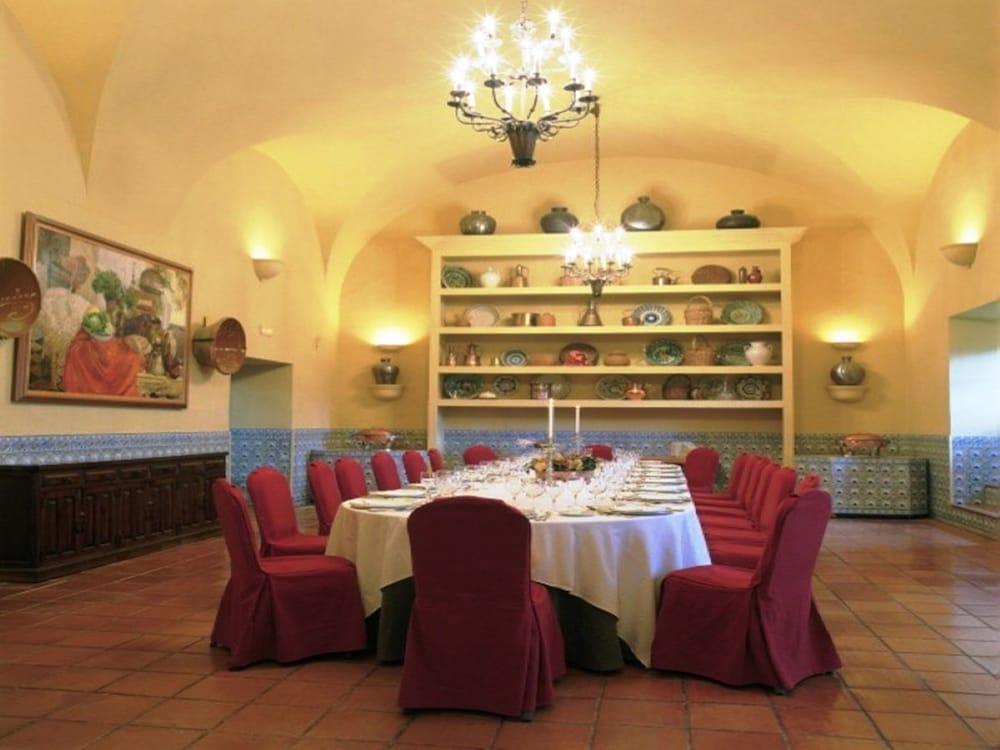 Parador De Trujillo Kültér fotó