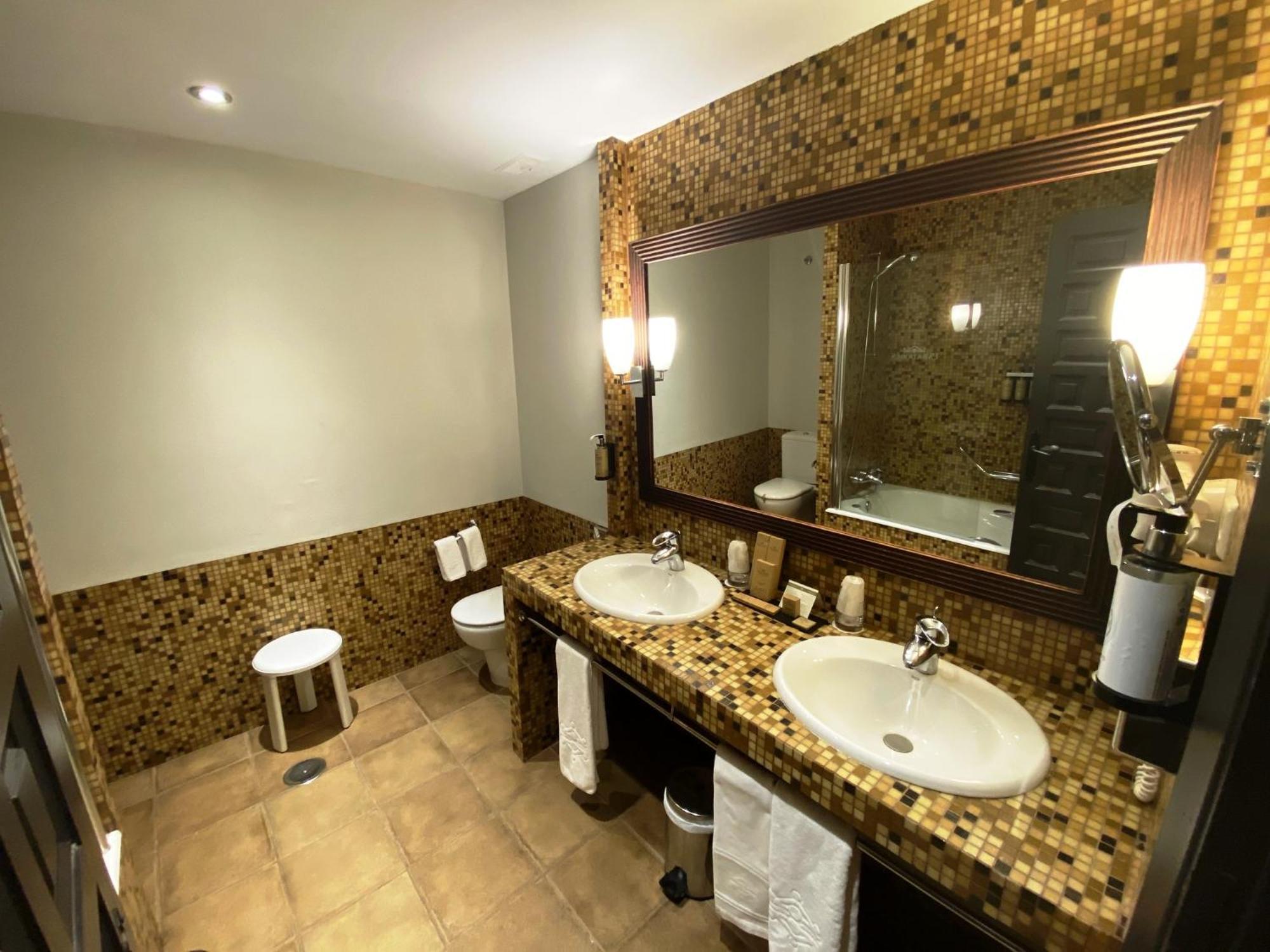 Parador De Trujillo Szoba fotó